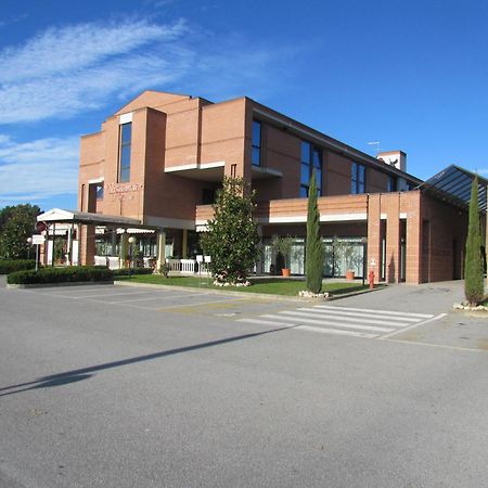 Hotel Le Cerbaie Altopascio Exterior foto